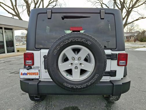 2017 Jeep Wrangler Unlimited Sport