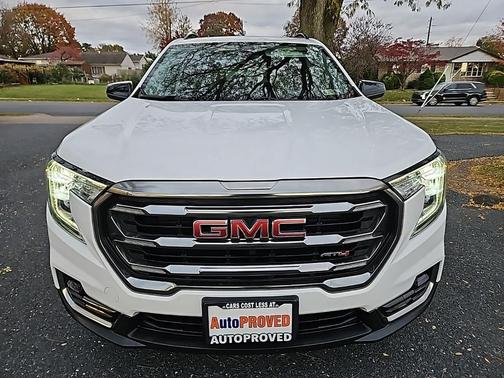 2022 GMC Terrain AWD AT4