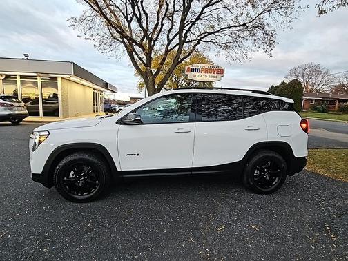 2022 GMC Terrain AWD AT4