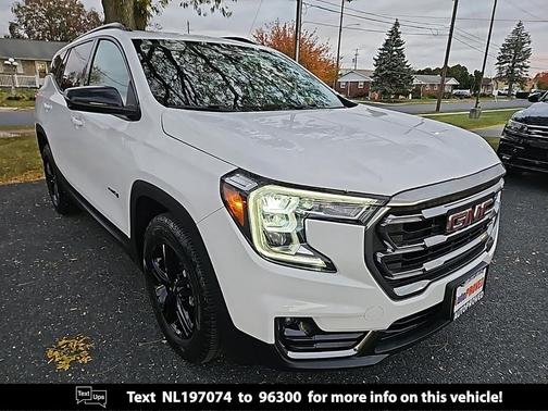 2022 GMC Terrain AWD AT4