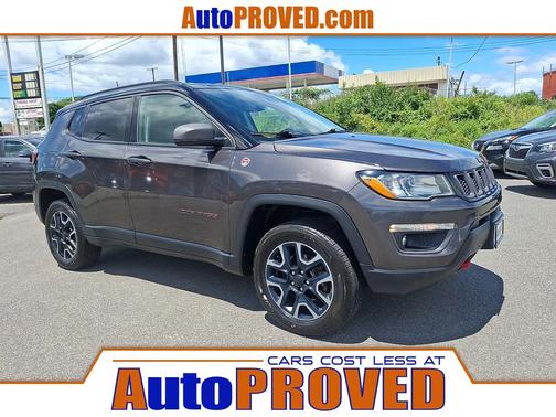 Granite Crystal Metallic Clearcoat 2019 Jeep Compass Trailhawk