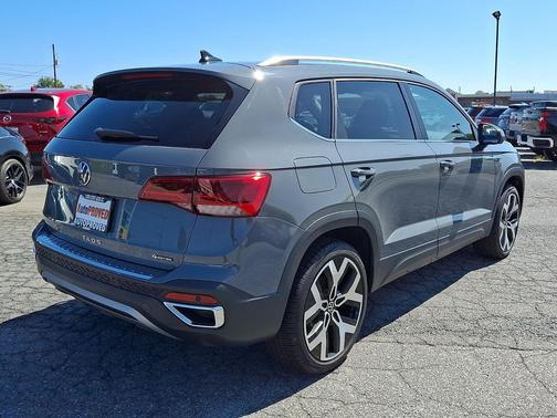Gray 2022 Volkswagen Taos 1.5T SEL