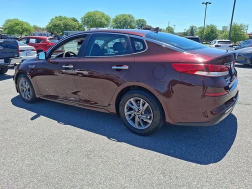 Sangria 2020 Kia Optima LX