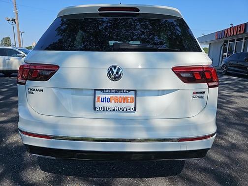 2019 Volkswagen Tiguan 2.0T SEL R-Line 4MOTION