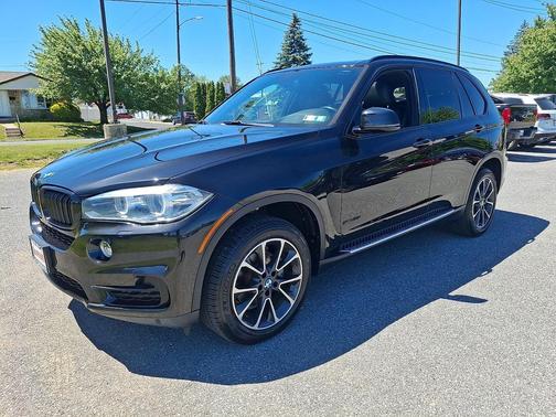 Black Sapphire Metallic 2017 BMW X5 xDrive35i