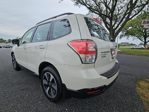 2017 Subaru Forester 2.5i