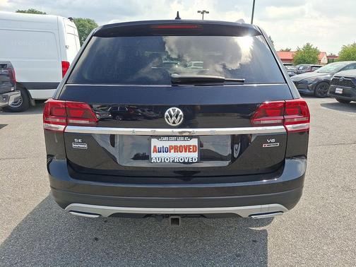 Deep Black 2019 Volkswagen Atlas 3.6L SE w/Technology