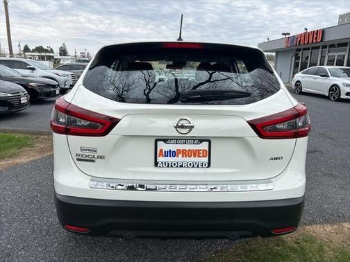 2020 Nissan Rogue Sport S