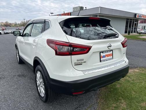 2020 Nissan Rogue Sport S