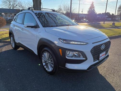 2021 Hyundai KONA SEL