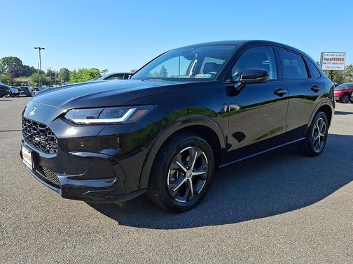 Crystal Black Pearl 2024 Honda HR-V EX-L