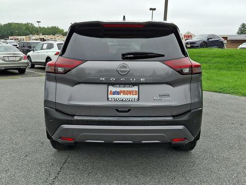 Gun Metallic 2023 Nissan Rogue SL