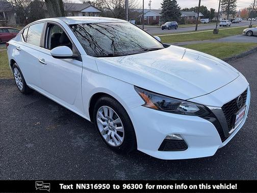 2022 Nissan Altima S FWD