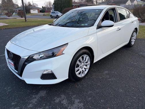 2022 Nissan Altima S FWD