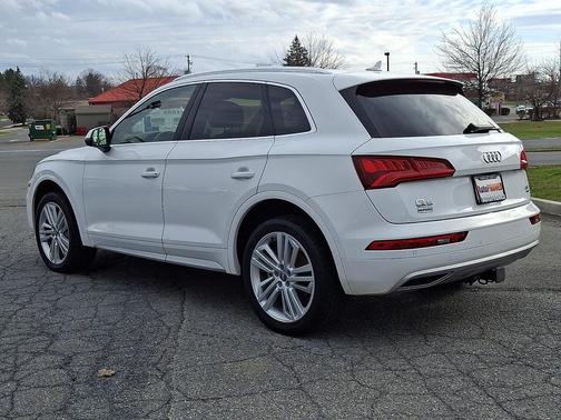 2018 Audi Q5 2.0T Prestige