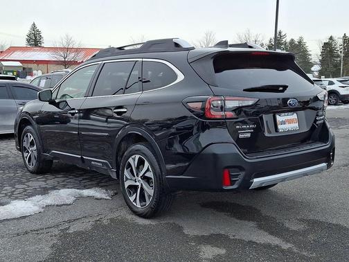 2021 Subaru Outback Touring XT