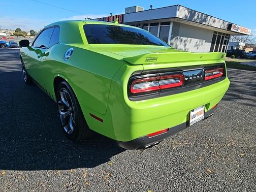 2015 Dodge Challenger R/T Plus