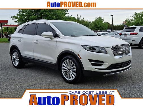 White Platinum Clearcoat Metallic 2019 Lincoln MKC Standard