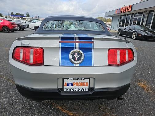2010 Ford Mustang Base