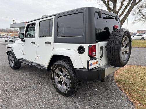 2017 Jeep Wrangler Unlimited Sahara