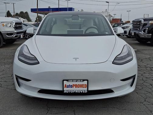 2020 Tesla Model 3 Standard Range Plus