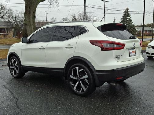 2020 Nissan Rogue Sport SL