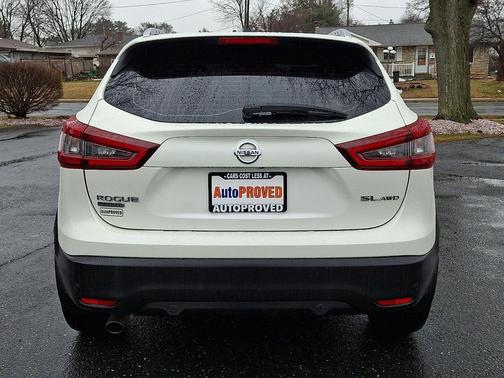 2020 Nissan Rogue Sport SL