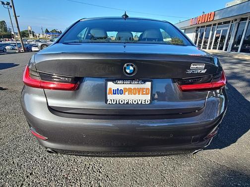 2021 BMW 330 330i