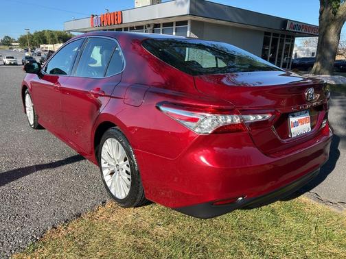 2018 Toyota Camry XLE