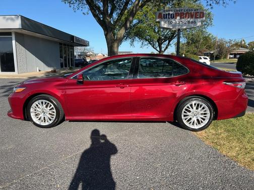 2018 Toyota Camry XLE