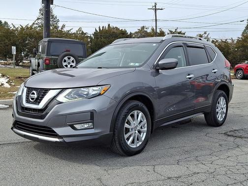 2017 Nissan Rogue SV