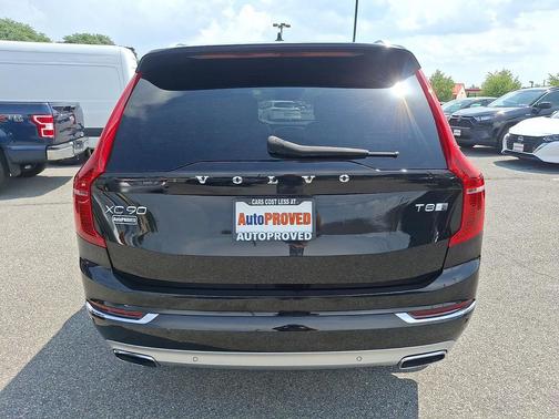 Onyx Black Metallic 2017 Volvo XC90 Hybrid T8 Excellence