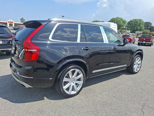 Onyx Black Metallic 2017 Volvo XC90 Hybrid T8 Excellence