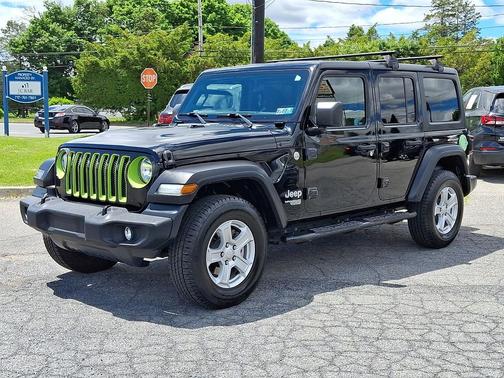 Black Clearcoat 2021 Jeep Wrangler Unlimited Sport