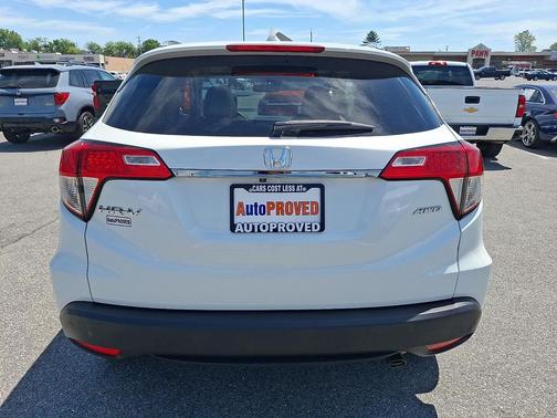 Platinum White Pearl 2021 Honda HR-V EX