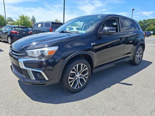 Labrador Black Metallic 2018 Mitsubishi Outlander Sport 2.4 SE