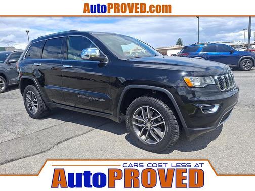 Diamond Black Crystal Pearlcoat 2017 Jeep Grand Cherokee Limited