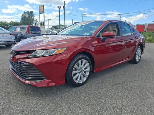 Ruby Flare Pearl 2018 Toyota Camry LE