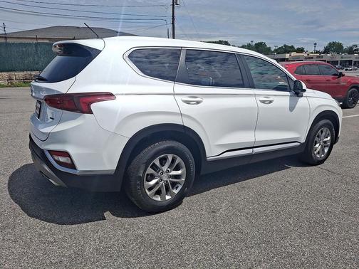 Quartz White 2019 Hyundai SANTA FE SE 2.4