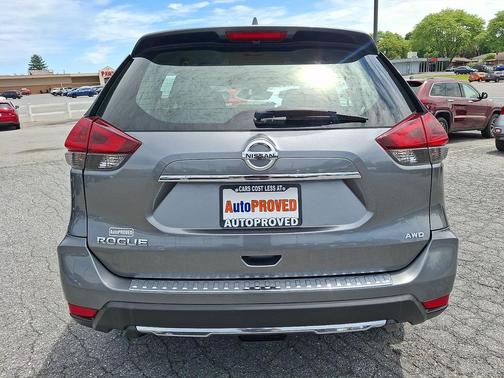 Gun Metallic 2020 Nissan Rogue S