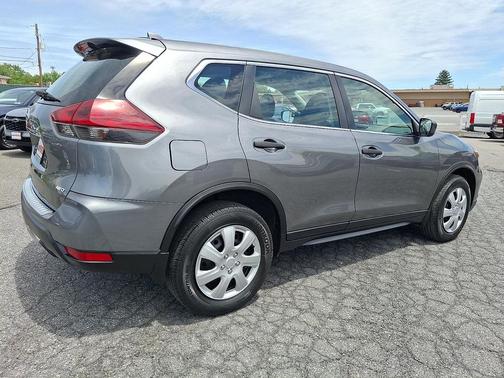 Gun Metallic 2020 Nissan Rogue S
