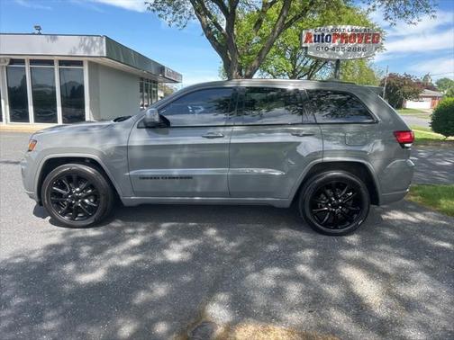 2020 Jeep Grand Cherokee Altitude