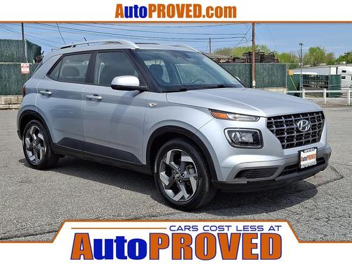 Stellar Silver 2023 Hyundai VENUE SEL