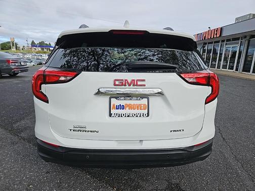 2020 GMC Terrain SLE