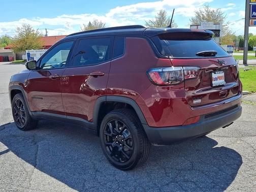 Velvet Red Pearlcoat 2022 Jeep Compass Latitude