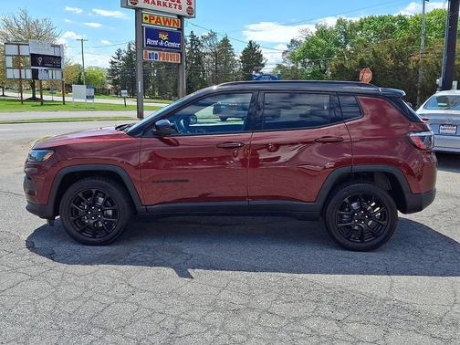 Velvet Red Pearlcoat 2022 Jeep Compass Latitude