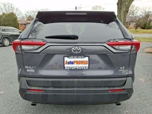 2019 Toyota RAV4 LE