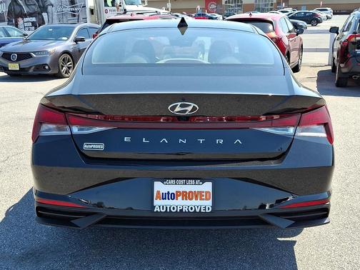 Phantom Black 2023 Hyundai ELANTRA SEL