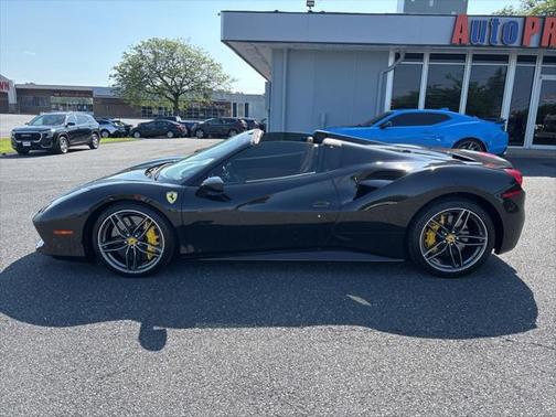 2018 Ferrari 488 Spider Base