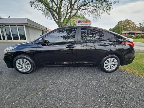 2021 Hyundai Accent SE